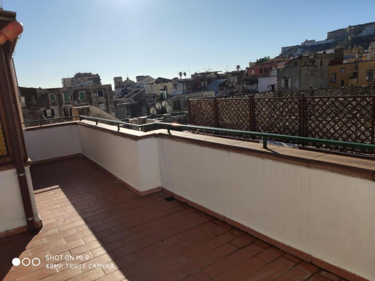La Dimora Di Bronzo Hotell Neapel Exteriör bild