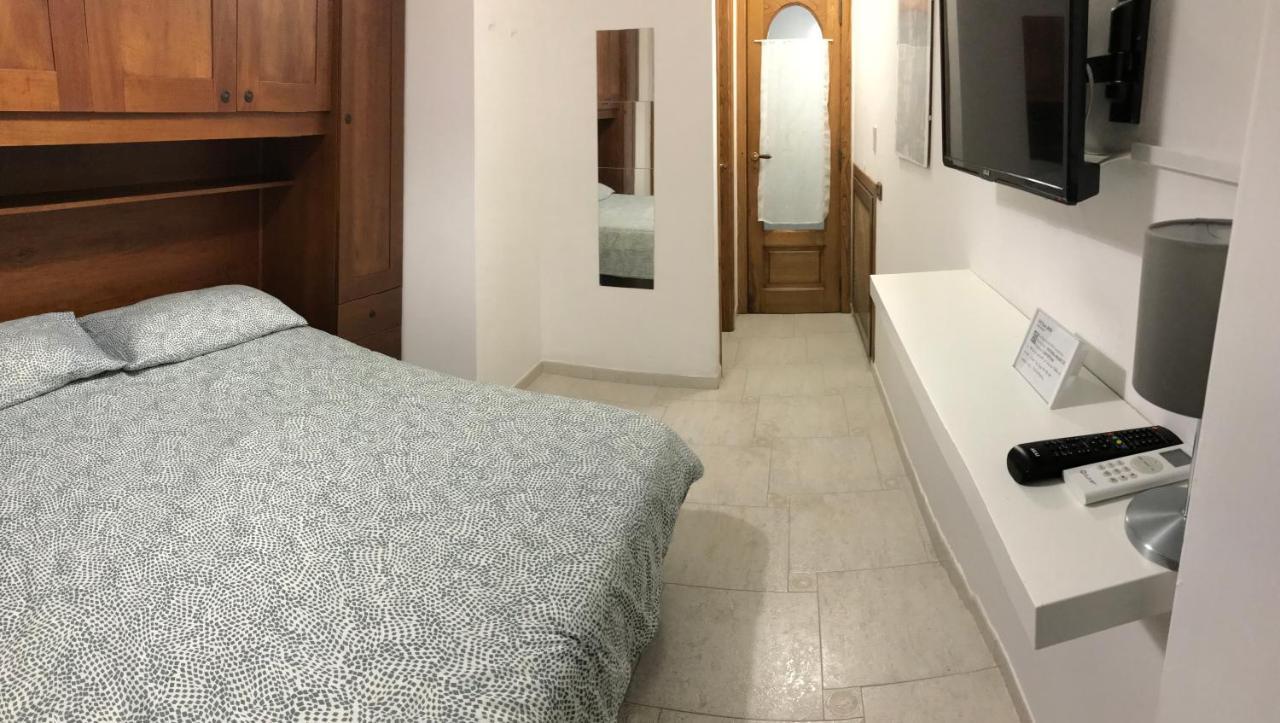 La Dimora Di Bronzo Hotell Neapel Exteriör bild