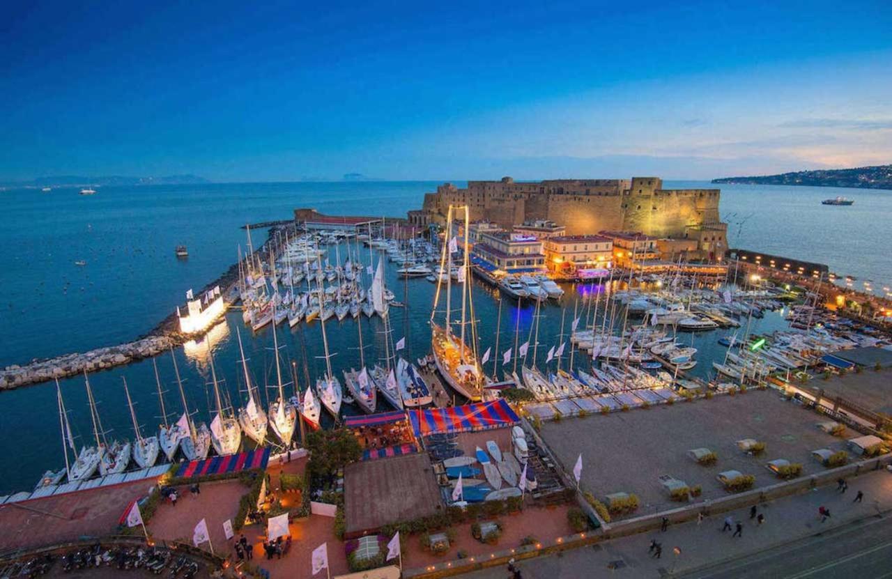 La Dimora Di Bronzo Hotell Neapel Exteriör bild